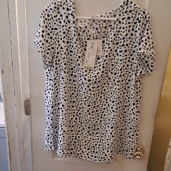 Mary Square Tops - Elegant Black and White Polka Dot Blouse